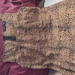 5 for $20 Hillard and Hanson animal print sheath dress (S)